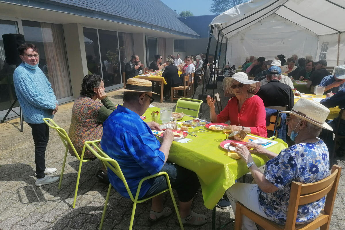 Résidence autonomie de Plougasnou, activité festive