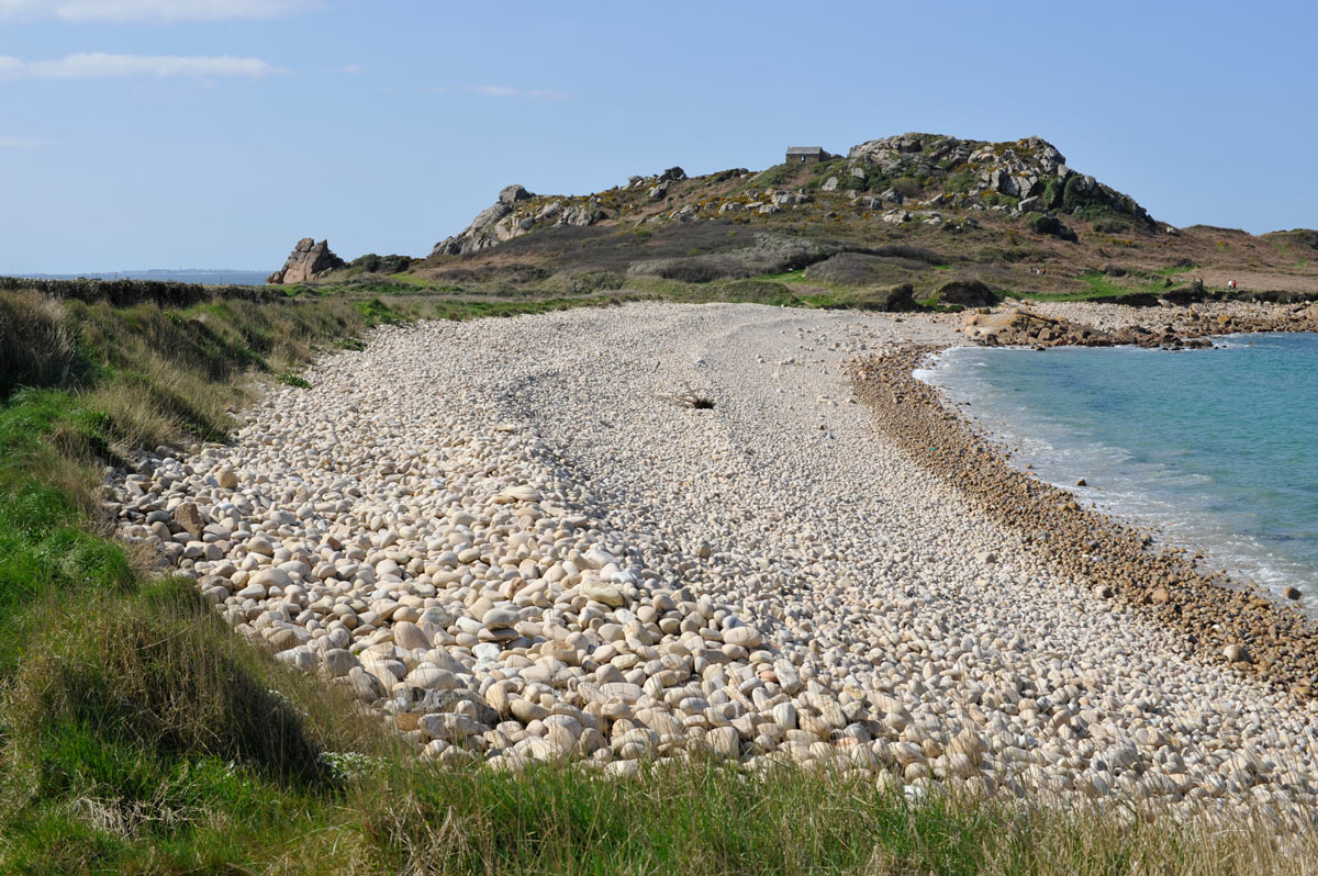 Plage de galets à Primel