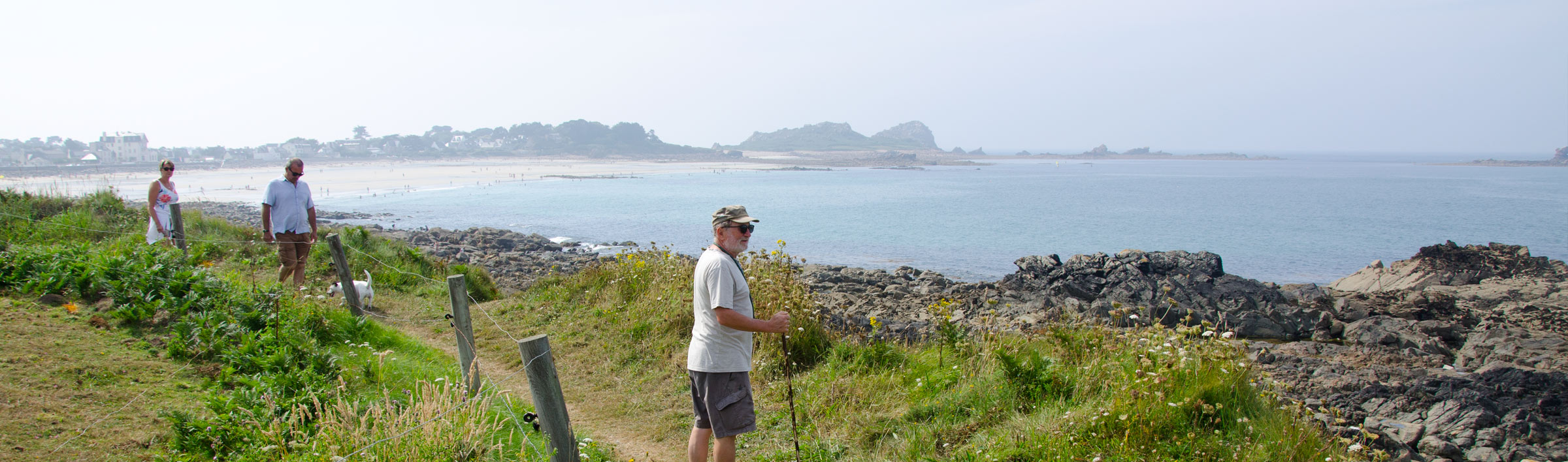 Promenade sur le sentier côtier de Plougasnou